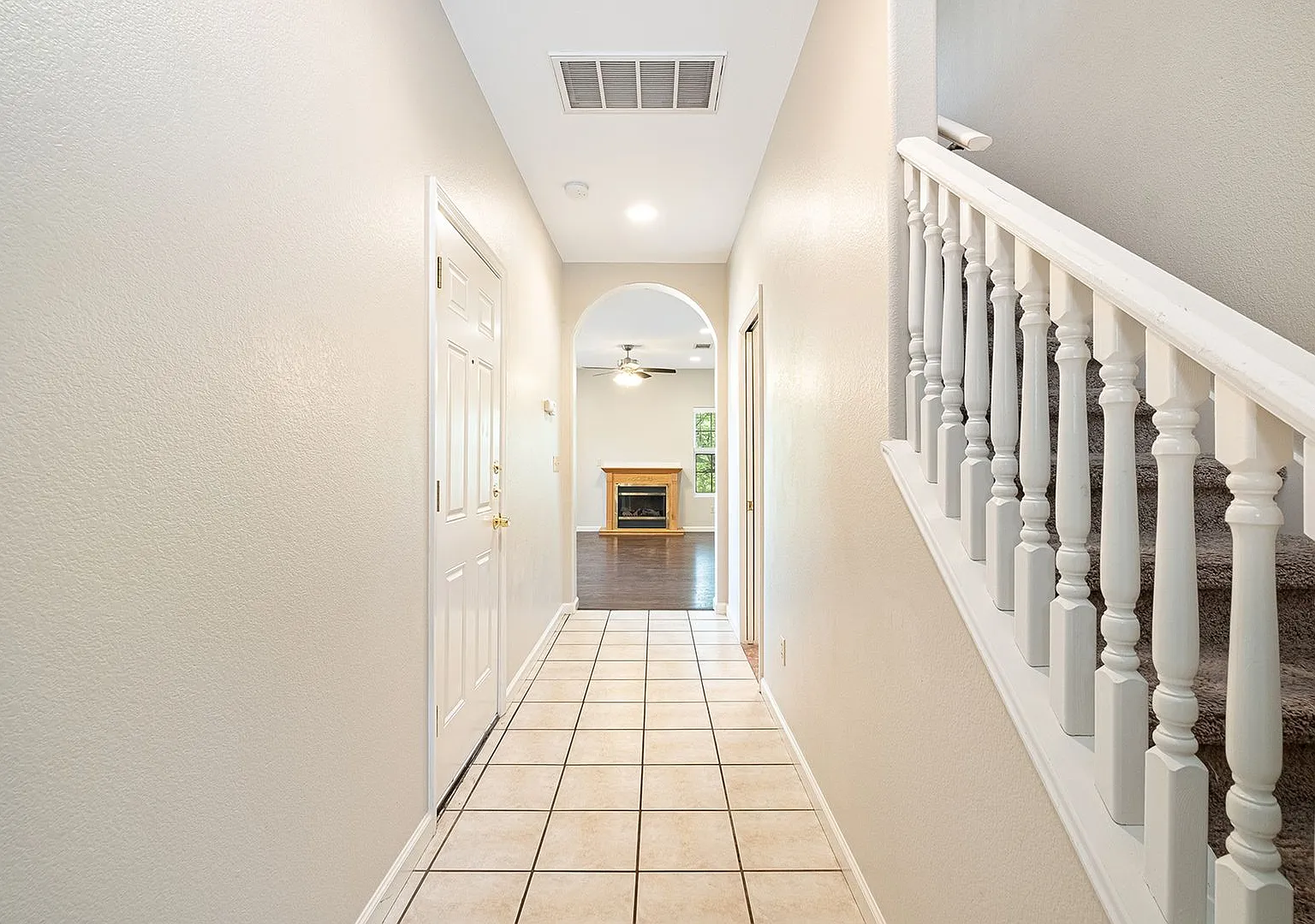 1005 Canyon Edge Dr — Photo 4
