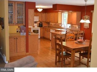 1451 Cardinal Cv, Chaska, MN 55318