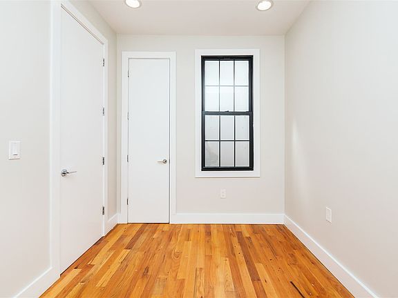 004_009_1715_Greene_Unit_3L-4