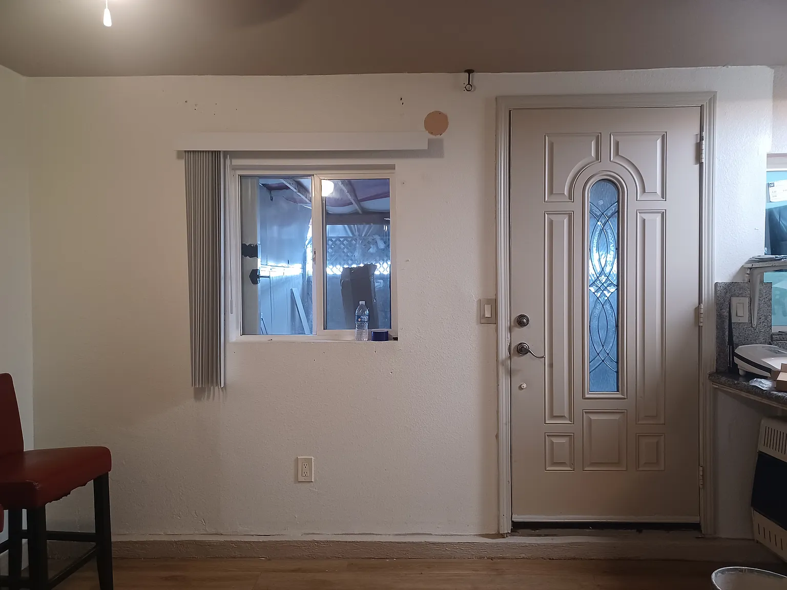 2 bed, 900 sqft, $1,500 — Photo 3