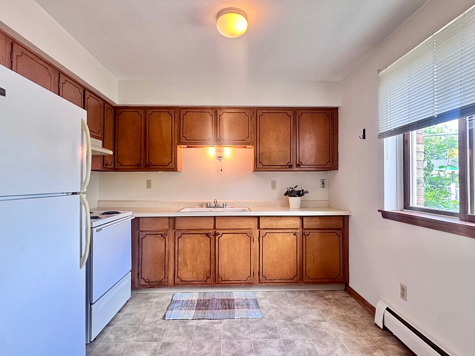 1st image of 233 School Ave #107