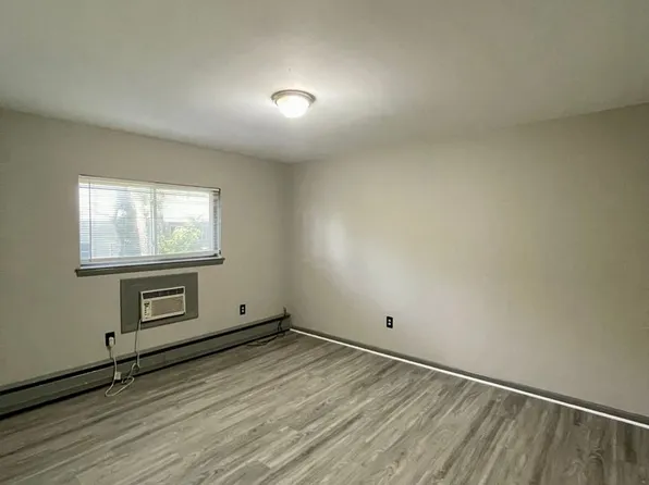 Wallingford South Apartments