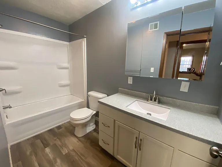 1618 Anthony St #10 — Photo 15