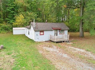 4885 Muzzy Rd, Ravenna, OH 44266