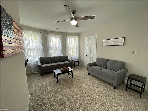 5th image of 418 W 31st St Unit B