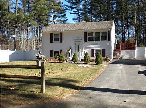 Driveway parks up to 8 cars