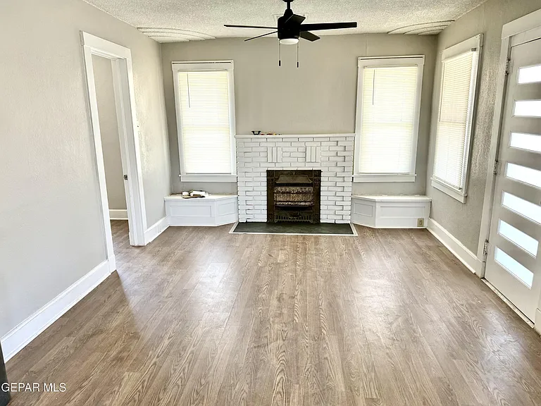 1709 N Stevens St — Photo 3