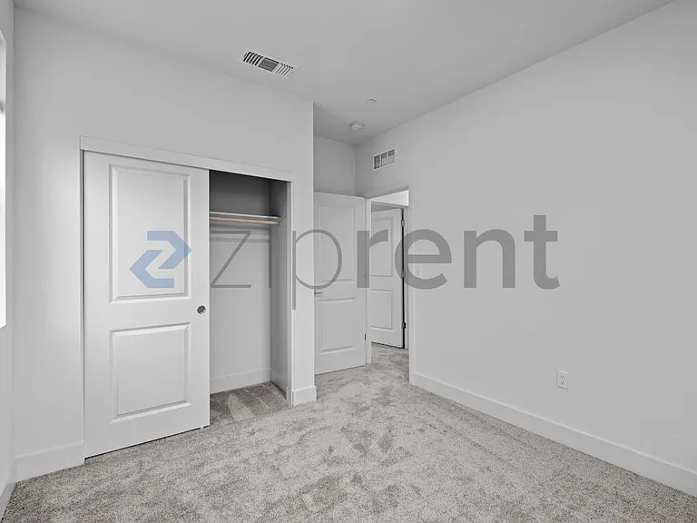 5694 Loray Ln — Photo 25