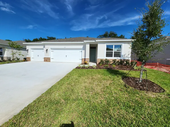 1148 Morfontaine St, Daytona Beach, FL 32124