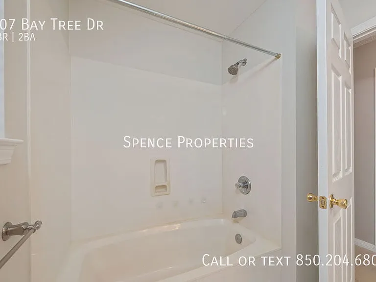 107 Bay Tree Dr — Photo 29