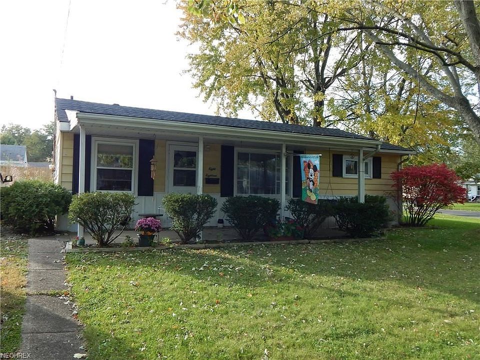 1st image of 818 Oakwood Dr