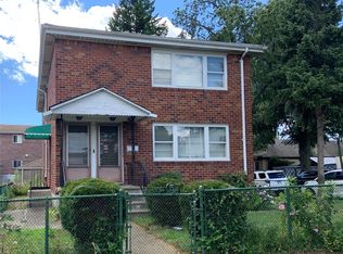 14402 Laburnum Ave, Flushing, NY 11355