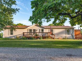 1101 SW Osborne St, Topeka, KS 66604