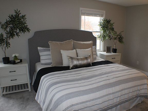 4th image of 5011 Birchwood Ln