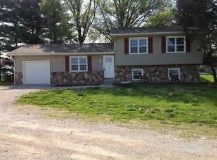 155 Biver Ln, Belleville, IL 62220