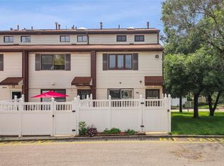 1960 Arthur Kill Rd, Staten Island, NY 10312