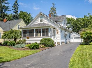 92 Orchard Dr, Rochester, NY 14618