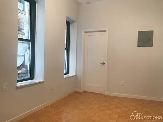 Rented by City Connections Realty | media 19