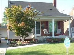 13511 Rosedale St, Southgate, MI 48195