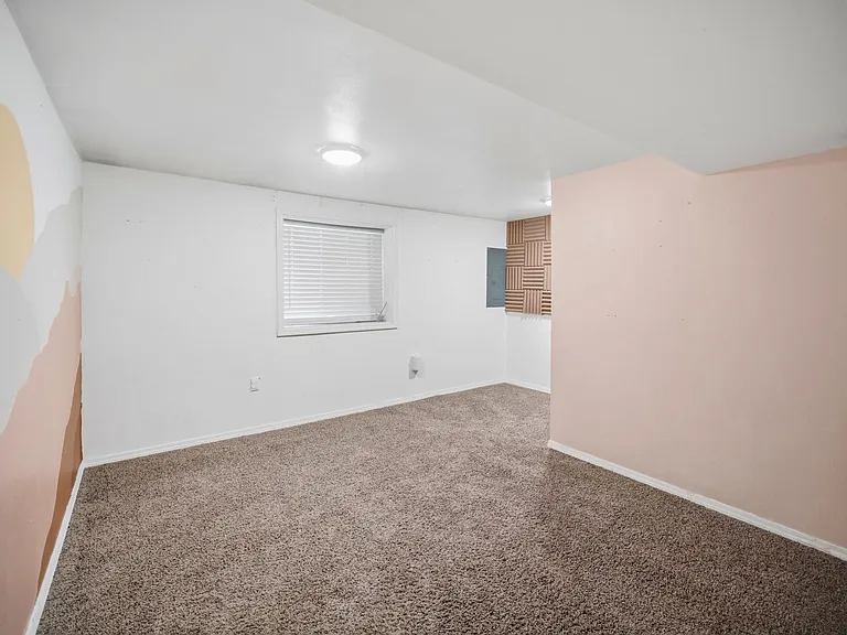 2527 W Liberty Ave — Photo 13