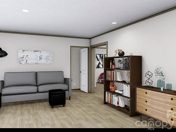 5th image of 700 Thompson Rd