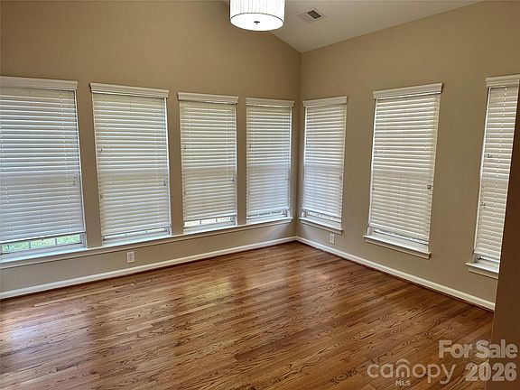 4th image of 7934 Harbor Ridge Ct