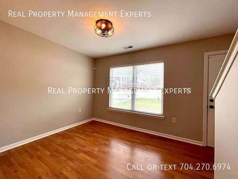 198 Mott Rd — Photo 7