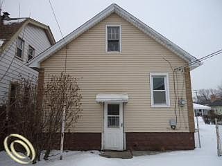 5th image of 1389 Anne Ave