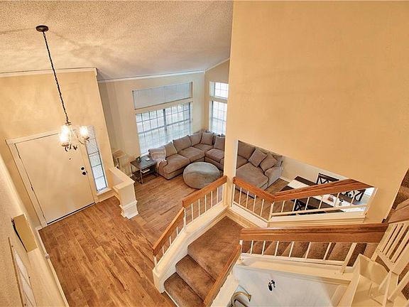 3rd image of 2127 Churchill Downs Dr