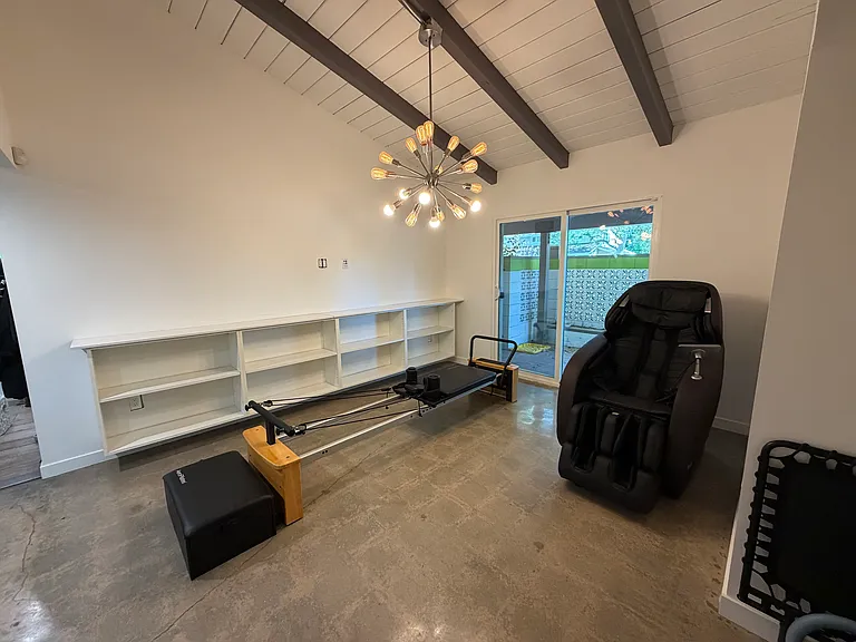 22701 Martha St — Photo 22