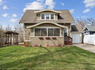 839 21st St SE, Cedar Rapids, IA 52403