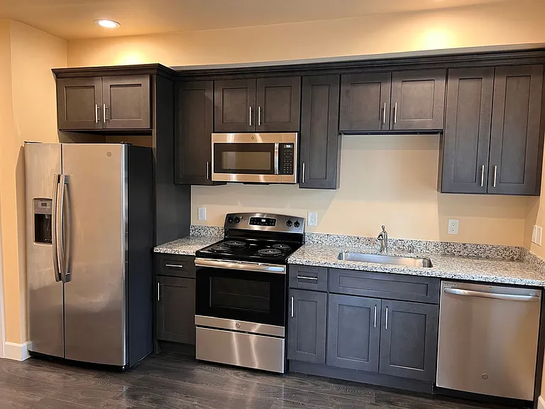 Marigold Apartments — Photo 44