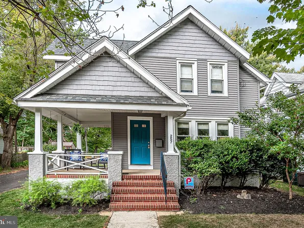 257 Crestmont Ter, Collingswood, NJ 08108