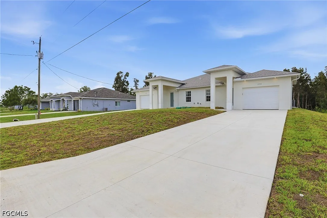 3 bed, 2.0 bath, 1500 sqft, $1,650 — Photo 3