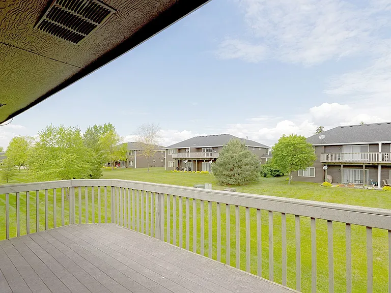 The Pines Townhomes: Spacious Living in Quaint Ankeny Neighborhood! — Photo 11