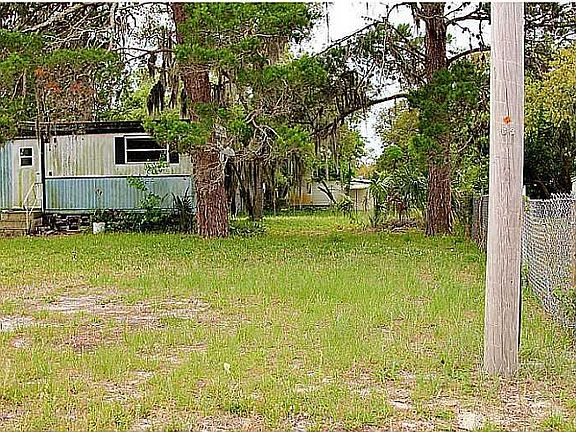 5th image of 7206 Jeanne Ave