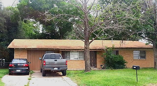1st image of 1005 College St