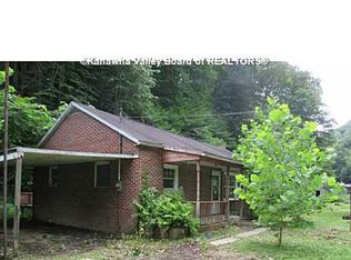 867 Dotson Fork Rd, Spurlockville, WV 25565