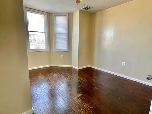 4716 Chestnut St APT B, Philadelphia, PA 19139