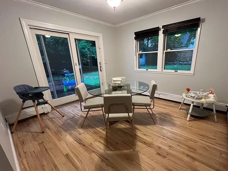 17 Arnold St — Photo 4
