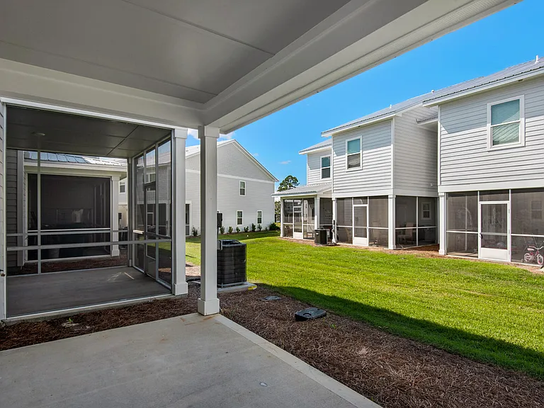 118 Date Palm Ln — Photo 31