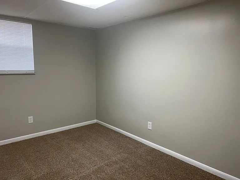 Village Square Apartments — Photo 46