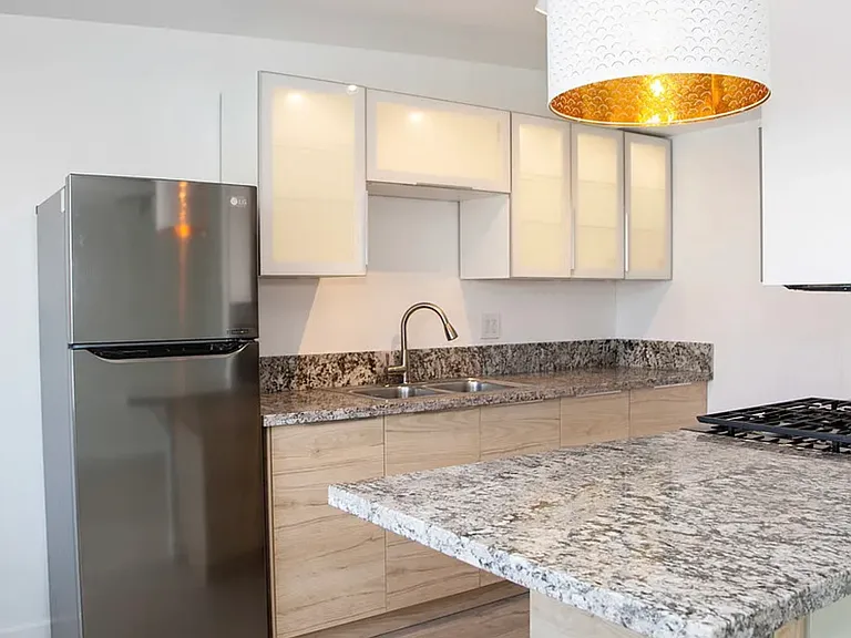 519 S Desert View Dr #4 — Photo 2
