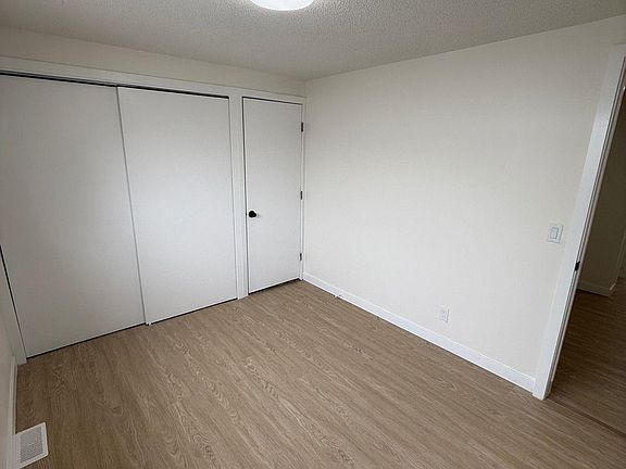 3rd image of 305 Calahoo Rd #92