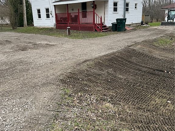 2nd image of 1953 Lamson Rd