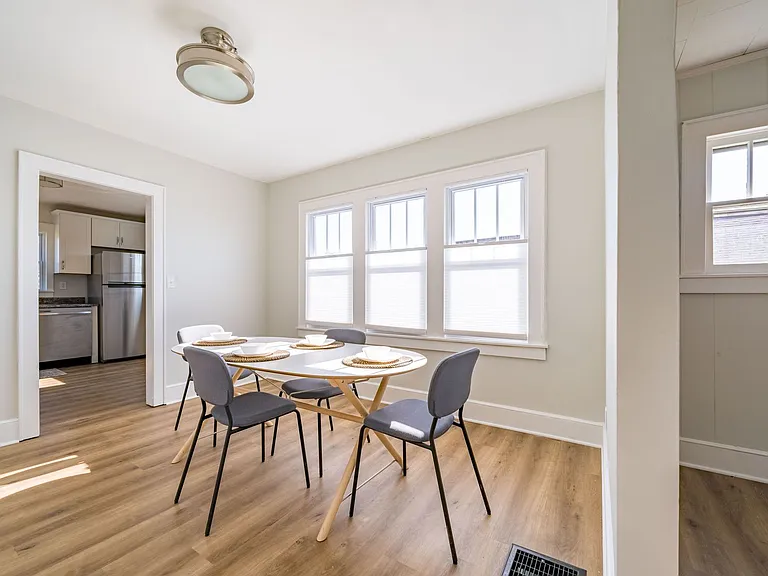 1117 Fairview Ave — Photo 13