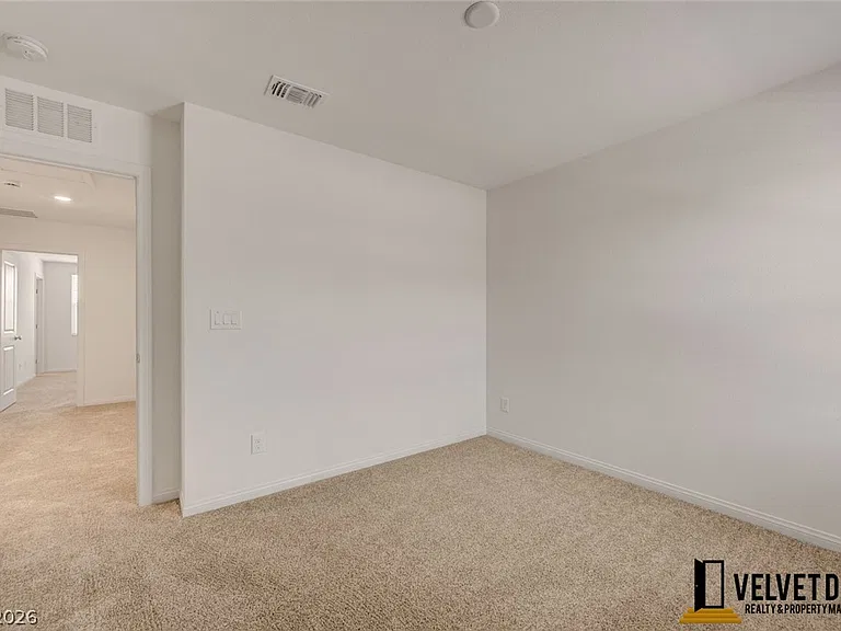 2725 Luzzi Walk — Photo 26