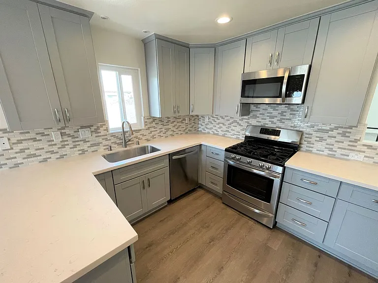 5344 Beachcomber St — Photo 10