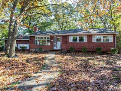 300 Sheep Pasture Rd, East Setauket, NY, 11733