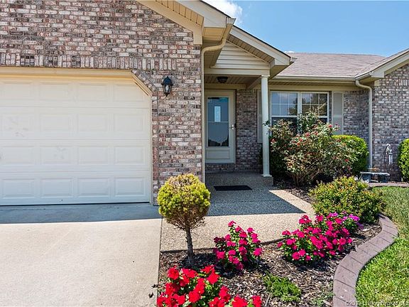 4th image of 524 Presley Ln